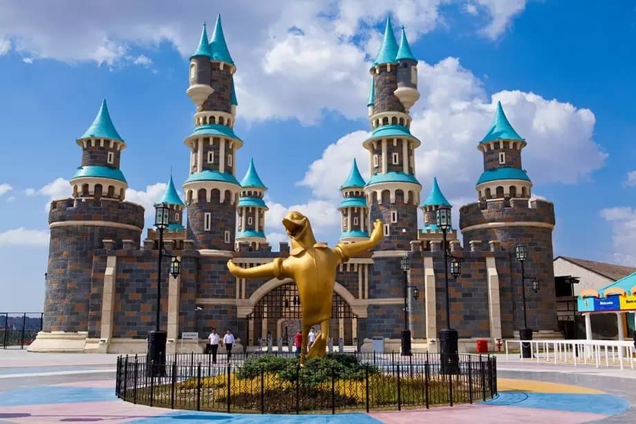Vialand Theme Park & Shopping Mall