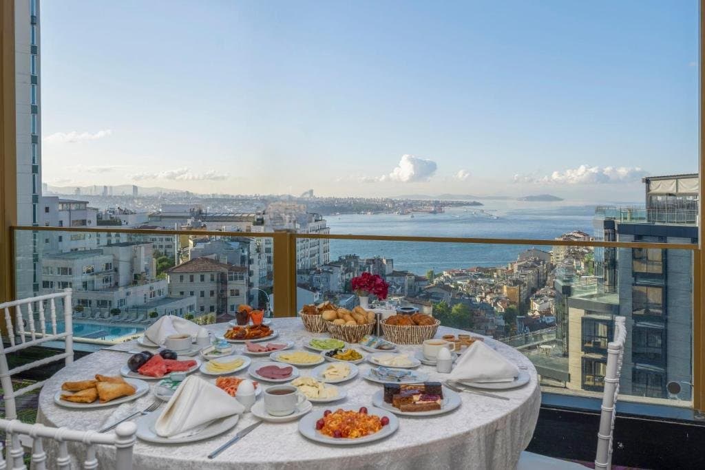 Taksim Hill Hotel — View