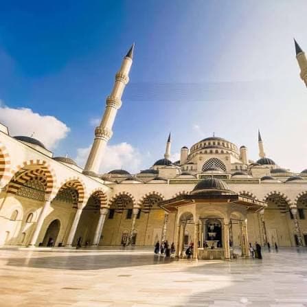 Istanbul Autumn 2026 — photo 8